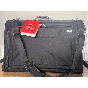 Swiss Army Victorinox Black Tri-fold Garment Suit Hanging Luggage Carry-on Bag